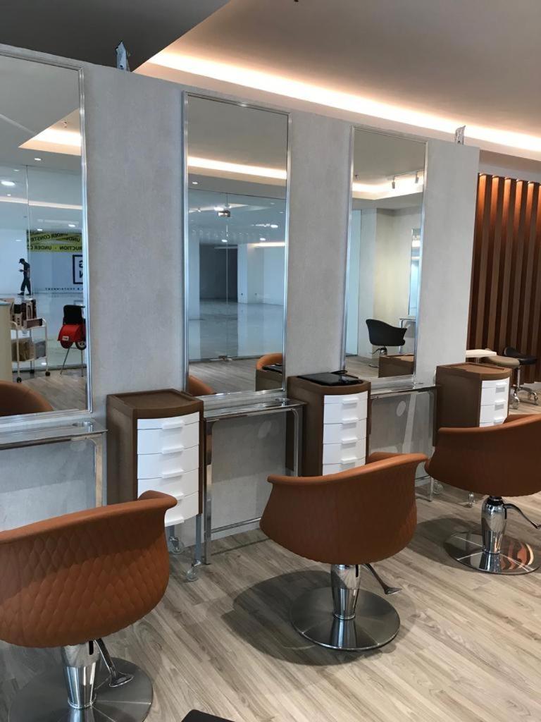 Heavenly Land Family Hotel باليمبانغْ المظهر الخارجي الصورة