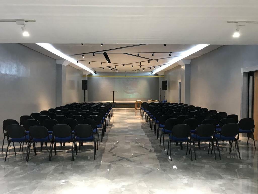 Heavenly Land Family Hotel باليمبانغْ المظهر الخارجي الصورة